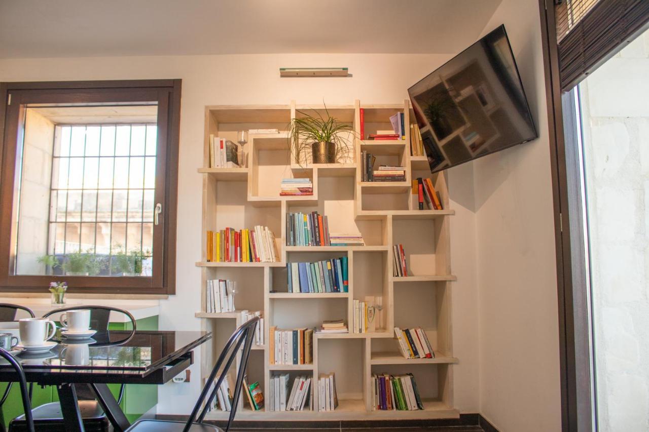 Apollo Suites Lecce Ngoại thất bức ảnh