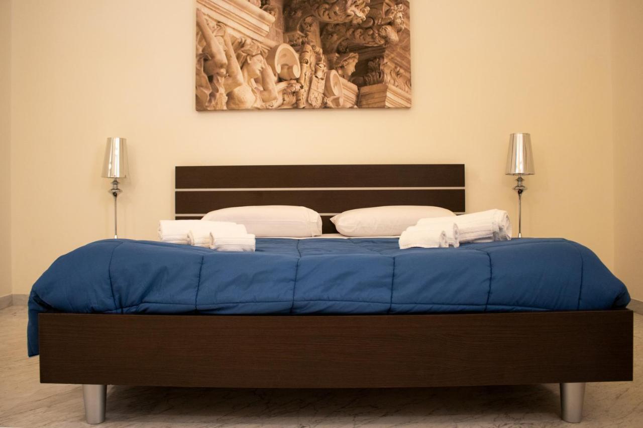 Apollo Suites Lecce Ngoại thất bức ảnh