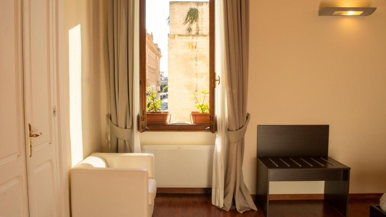 Apollo Suites Lecce Ngoại thất bức ảnh