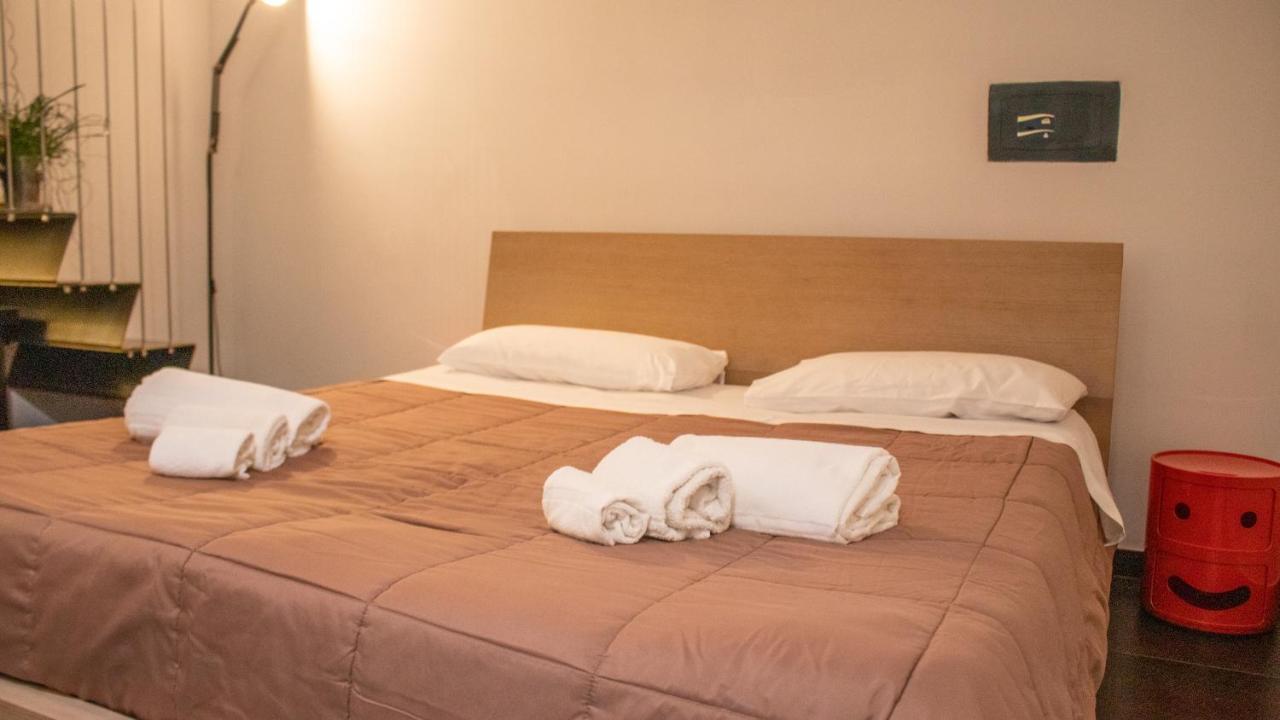 Apollo Suites Lecce Ngoại thất bức ảnh