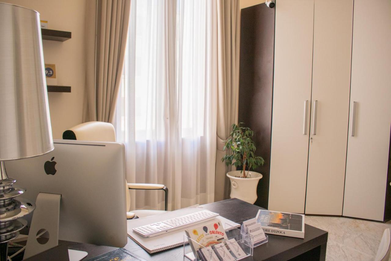 Apollo Suites Lecce Ngoại thất bức ảnh
