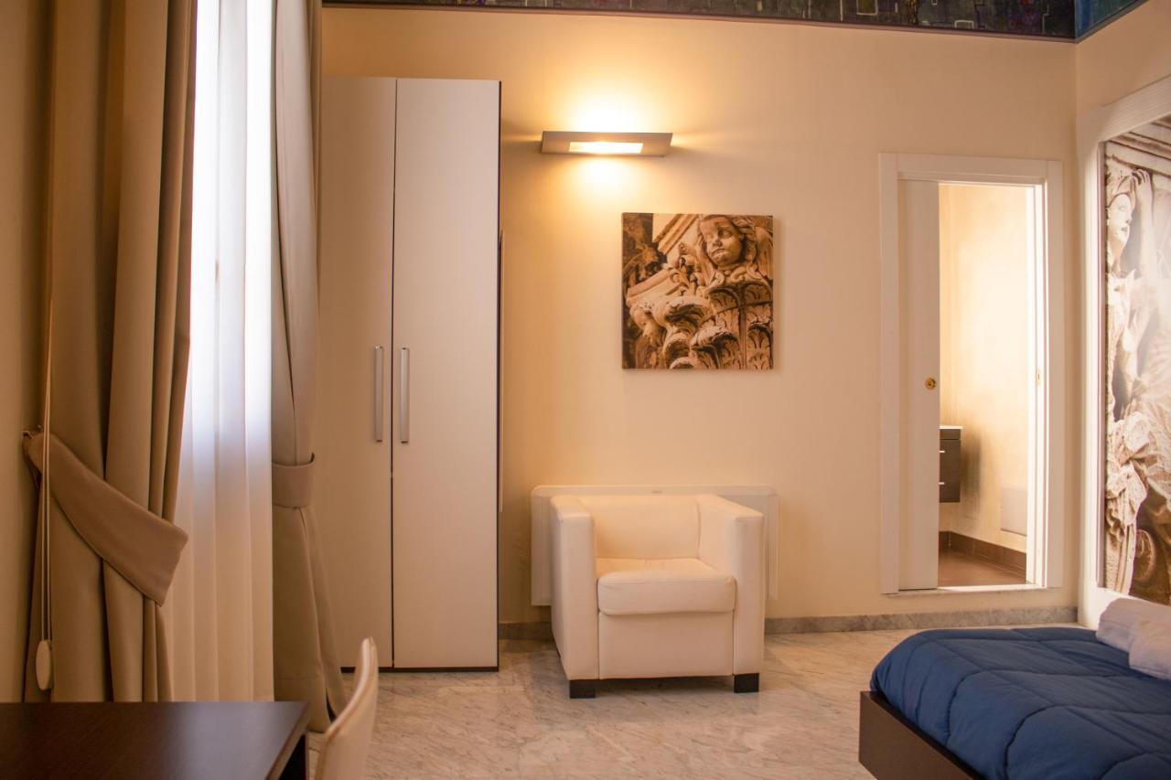 Apollo Suites Lecce Ngoại thất bức ảnh