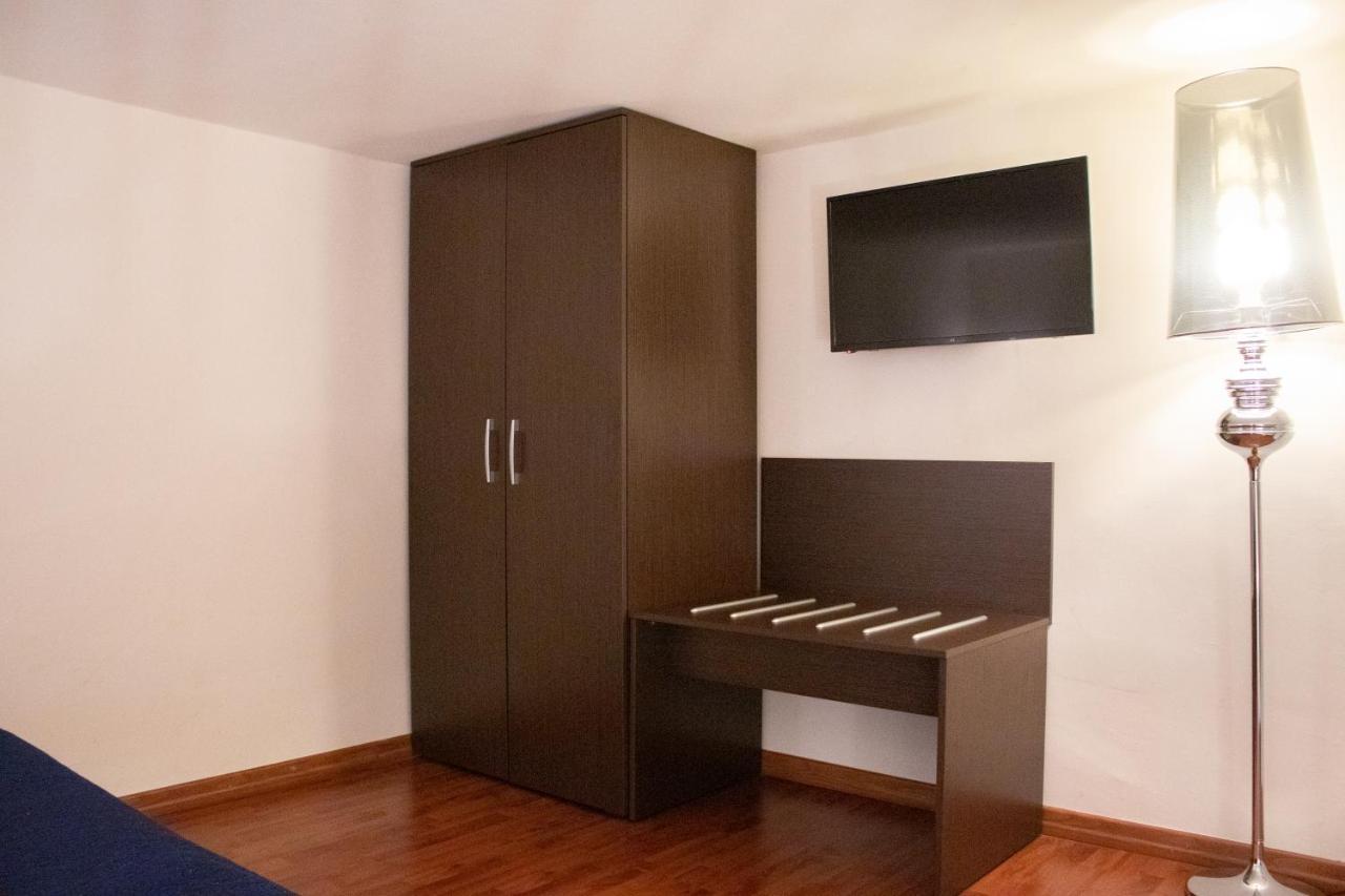 Apollo Suites Lecce Ngoại thất bức ảnh
