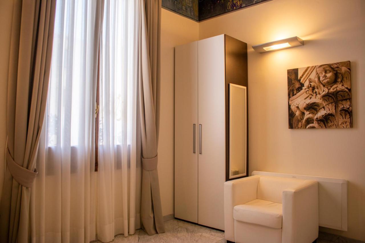 Apollo Suites Lecce Ngoại thất bức ảnh