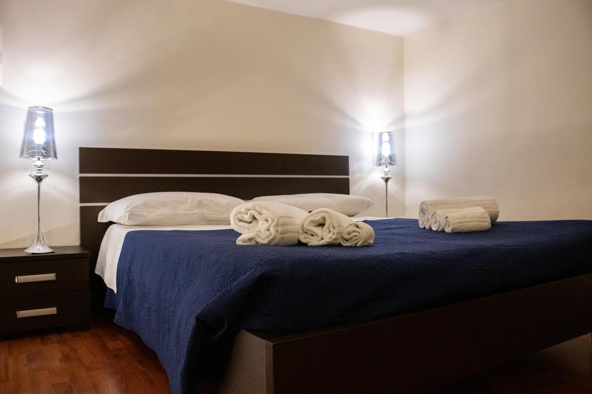 Apollo Suites Lecce Ngoại thất bức ảnh