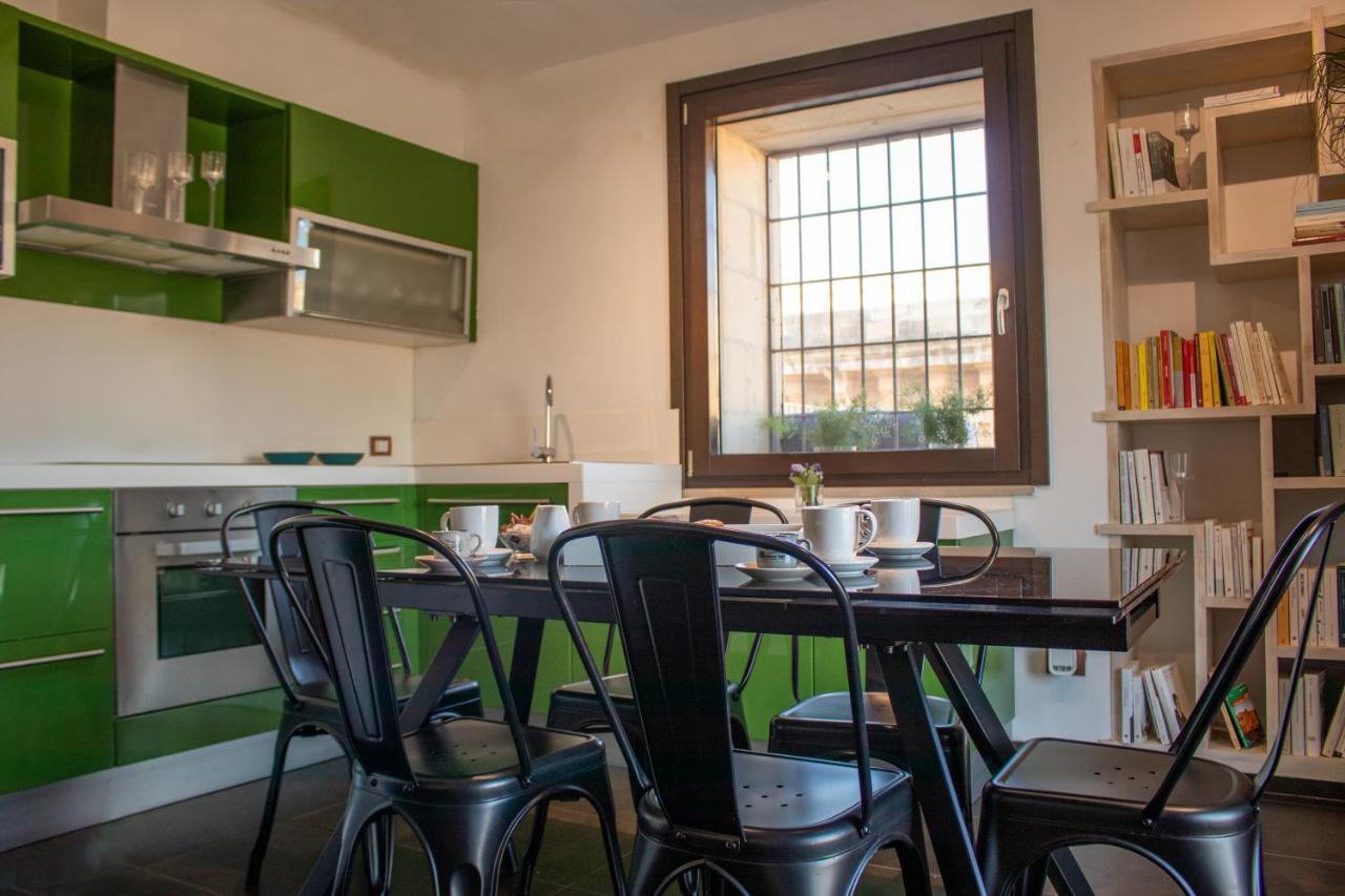 Apollo Suites Lecce Ngoại thất bức ảnh