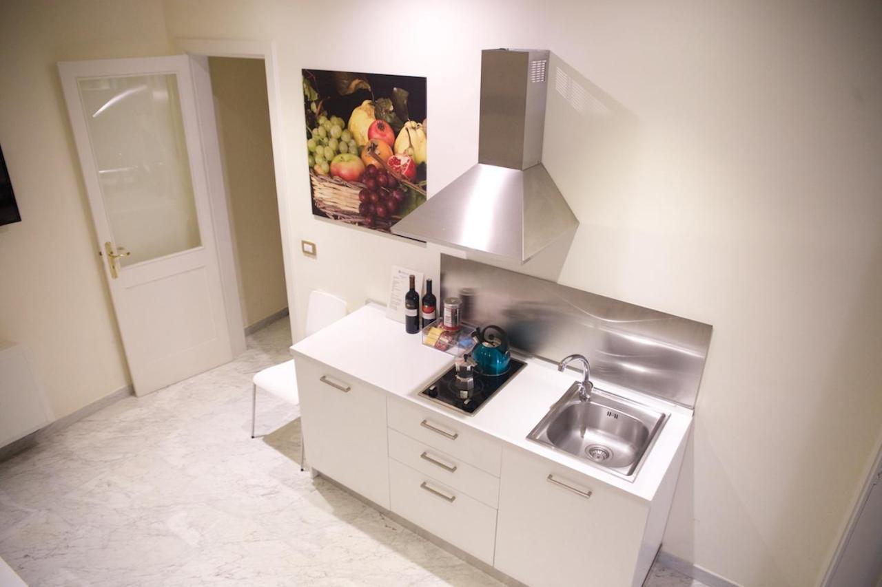 Apollo Suites Lecce Ngoại thất bức ảnh