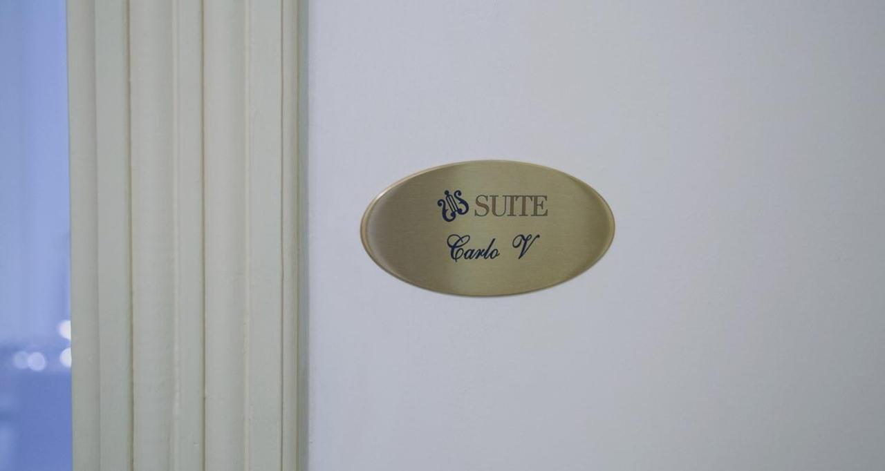 Apollo Suites Lecce Ngoại thất bức ảnh