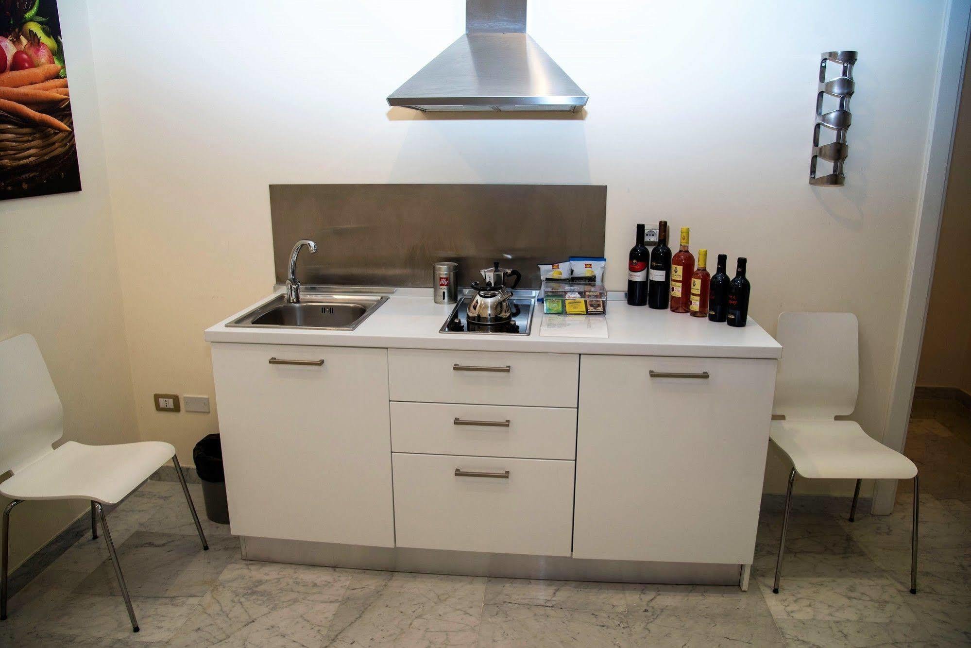Apollo Suites Lecce Ngoại thất bức ảnh
